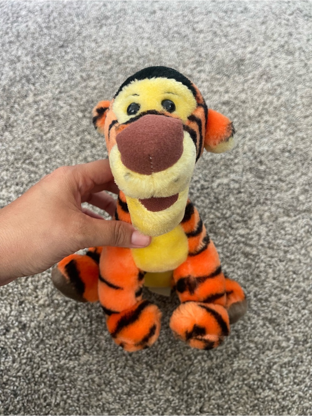 Vintage Disneyland Walt Disney World Winnie the Pooh Tigger Plush 9”